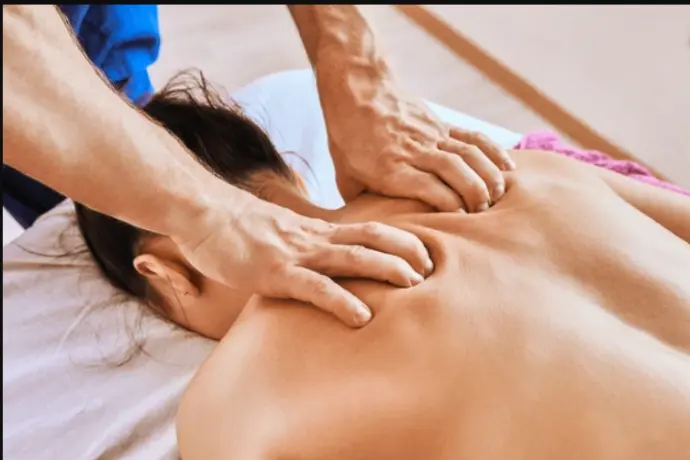 Home spa Indore me professional female se massage, body to body massage near me aur relaxation ka anand lijiye. Indore spa me private massage, female to male massage aur extra massage near me special offers ke saath.