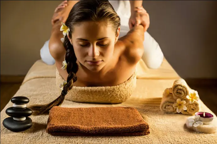 Body to body massage Indore me home spa aur female se massage near me by trained staff. Indore private massage aur extra massage near me with female to male massage experts.